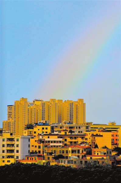 彩虹凌空美鹿城.jpg